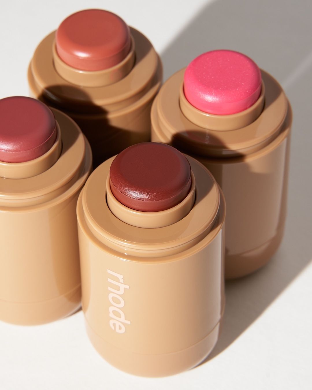 rhode Pocket Blush – Colorete en crema modulable hidratante (5,3 g)